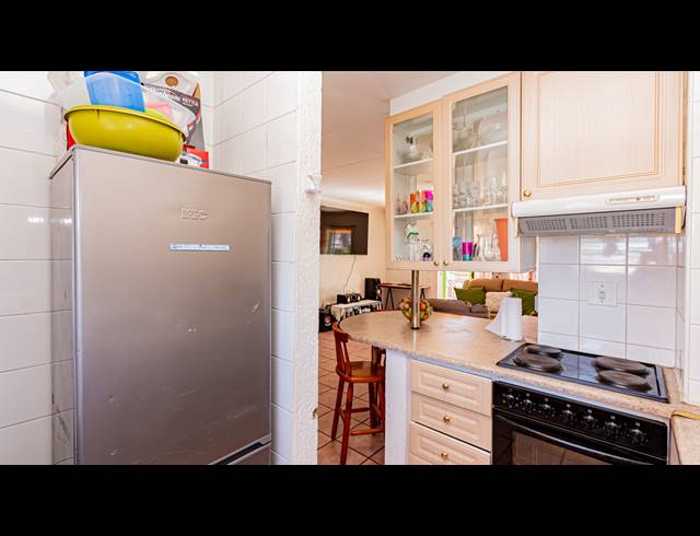 3 BEDROOM TOWNHOUSE FOR SALE IN ALBERTON NORTH
